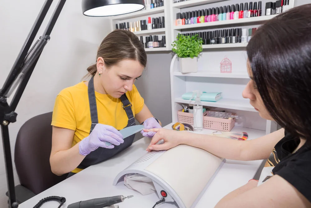 nail technician salon work